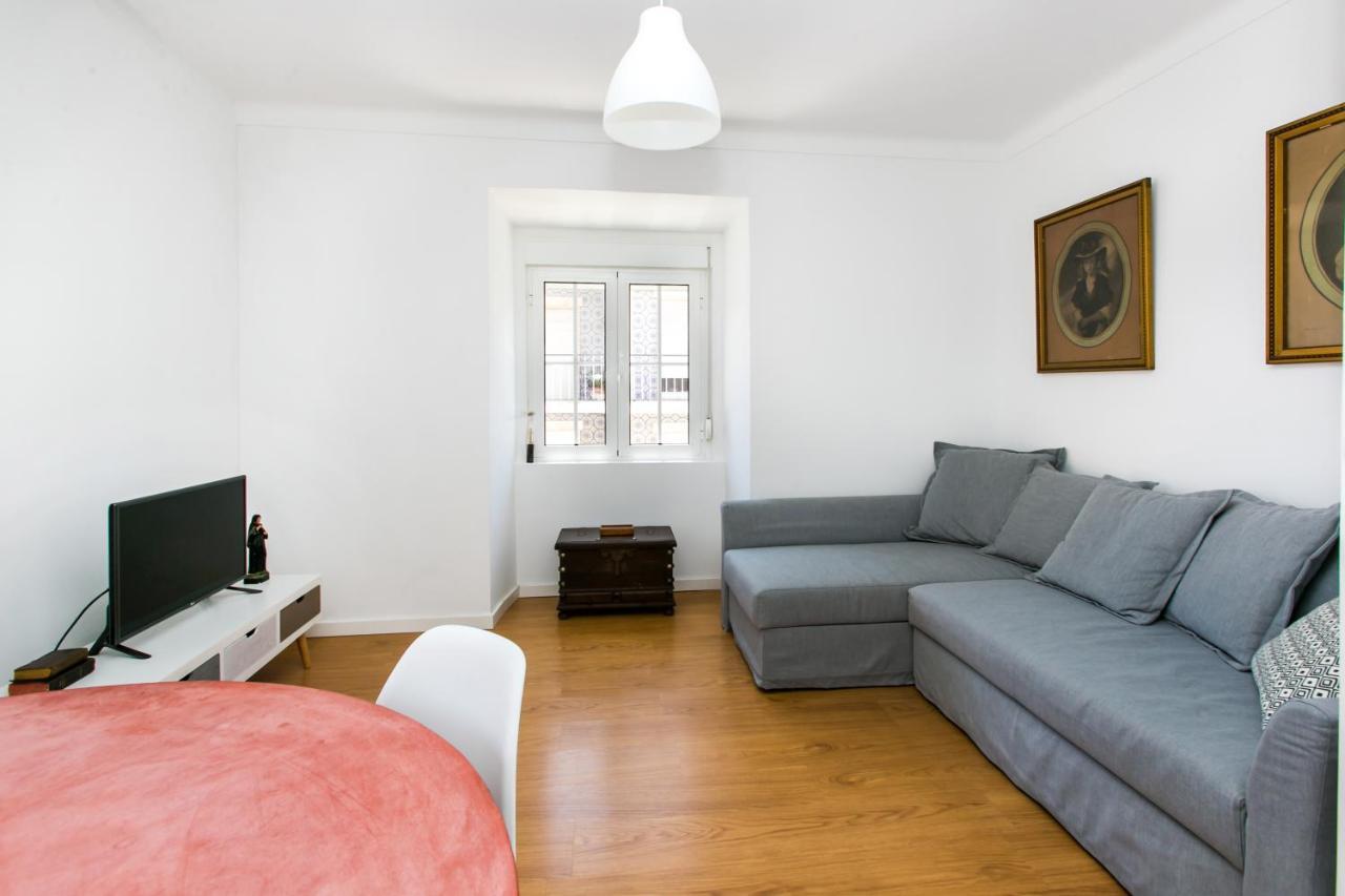 Belem! Charming 2 Bedroom Apartment W Terrace, Wifi & Free Street Parking Lissabon Exterior foto